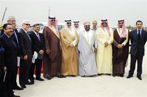 حضور ديبلوماسي خلال حفل وضع حجر الاساس
