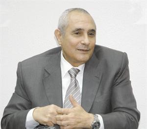 د. جعفر قناوي لـ «الأنباء»: السوائل مهمة جداً للحامل.. ونقص الماء خطر