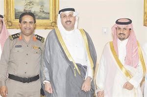 الشيخ حمد جابر العلي مع محافظ الجبيل عبدالمحسن العطيشان ومدير المرور عبدالعزيز الغامدي﻿