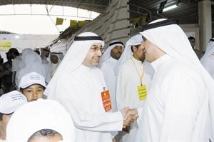 راشد بورسلي يتلقى التهاني
