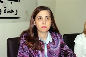 د رولا دشتي خلال الندوة