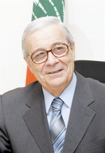 سيمون فاخوري