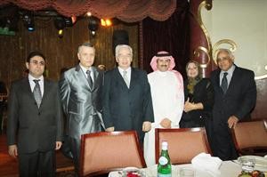 الشيخ مبارك الدعيج خلال حفل العشاء
ناصر عبدالسيد