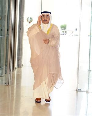 رئيس مجلس الامة جاسم الخرافي اثناء دخوله المجلس امس﻿