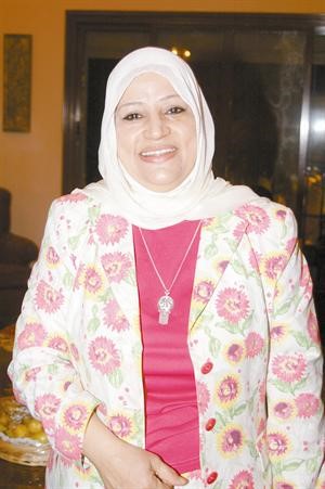 مديرة ادارة المسرح كاملة العياد