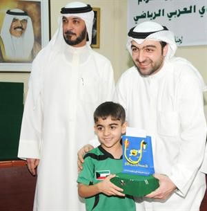 ياسر ابل يكرم احد البراعم