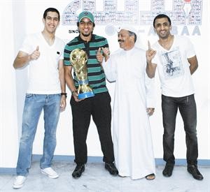 مدرب ولاعبو الكويت أبطال كأس سمو ولي العهد عبدالله والعجمي وعجب وحمود: نحلم بتكرار الإنجاز الآسيوي ونعد الجماهير بالتعويض في كأس سمو الأمير
