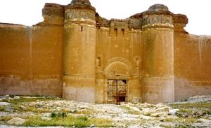 قصر الحير الشرقي.. منارة البادية