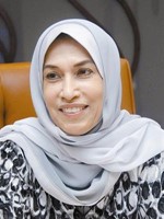 نجاة السويدي