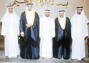 مبارك الناهض وعبدالله الكندري يباركان لوالد المعرس