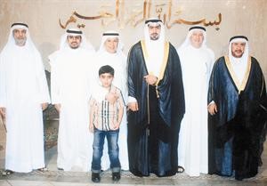 المعرس متوسطا بدر ابوطالب وموسى ابوطالب ومحمد ابوطالب ومحمد الكندري