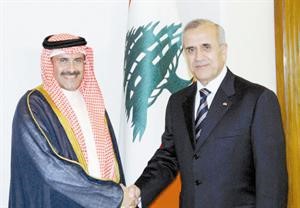 الرئيس اللبناني ميشال سليمان مرحبا برئيس مجلس الادارة والمدير العام لـ كونا الشيخ مبارك الدعيج الصباح﻿