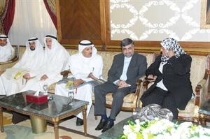 دمعصومة المبارك والسفير الايراني علي جنتي وحسين الحريتي وعدنان المطوع ودمحمد الحويلة﻿