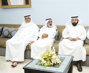 دوليد الطبطبائي ودعجيل النشمي خلال ندوة الخصخصة وتعديل الدستور
