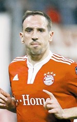  ريبيري يجدد عقده مع بايرن ميونيخ حتى 2015 