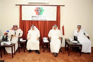 ناجي العبدالهادي وحسين الحريتي وعبدالرحمن العنجري وحجاج بوخضور اثناء الندوةمتين غوزال