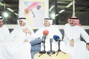 الفهد واليوسف وفليطح يتحدثون خلال المؤتمر الصحافي
