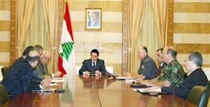  وزير الداخلية زياد بارود مترئسا الاجتماع الامني الطارئ لاستيعاب تداعيات جريمة ضهر العين على الانتخابات محمود الطويل