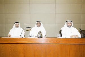 طارق المعوشرجي من اليمين مترئسا الجمعية العمومية للشركة
محمد ماهر
