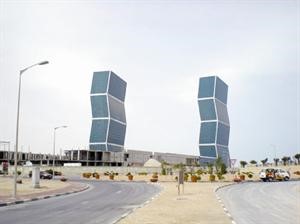 لقطة لبرجي Zig Zag Towers الشهيرين في الدوحة﻿