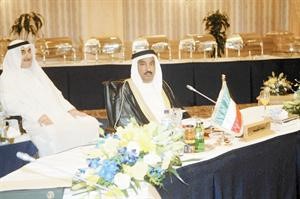 وكيل البريد راشد الميع خلال الاجتماع