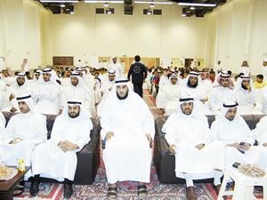 معبدالله العنزي وجانب من الحضور
