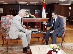 جانب من محادثات الرئيس محمد حسني مبارك ونائب الرئيس الاميركي جو بايدن امس	اپ﻿