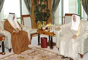 صاحب السمو الامير الشيخ صباح الاحمد مستقبلا سمو ولي العهد الشيخ نواف الاحمد
