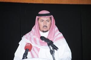 ممبارك الدويلة يلقي كلمة
