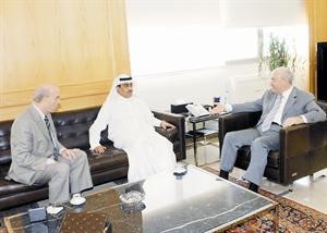 جانب من لقاء الزميل عدنان الراشد مع وزير الاشغال العامة غازي العريضي بحضور الزميل عمر حبنجر﻿﻿محمود الطويل﻿