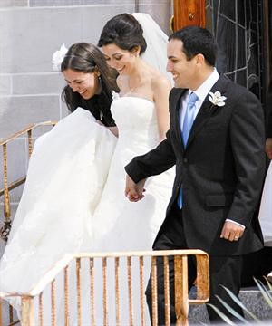 جون اليس مع عروسه ساندرا﻿