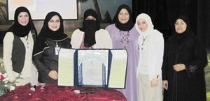 تكريم المشاركين في المحاضرة﻿