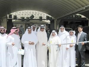 دحسين الدويهيس خلال افتتاح المهرجان
