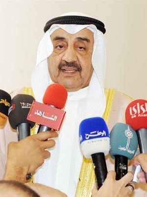 الرئيس جاسم الخرافي متحدثا للصحافيين امس متين غوزال