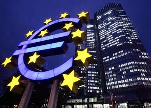 تريشيه: لن نسمح بانهيار اقتصادات أوروبا  وباروزو يؤكد: اليورو لن يموت 