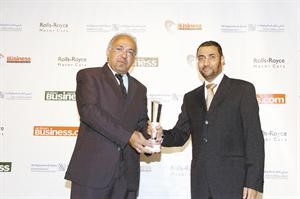 خالد السعيد يتسلم جائزة ITS كافضل شركة تقنية عن 2010﻿
