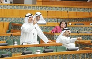 صالح عاشور خلال الجلسة﻿