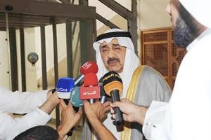 الرئيس جاسم الخرافي خلال حديثه للصحافيين
