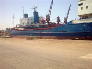 السفينة جوليا التي تجهزت في لبنان الى جانب السفينة مريم للانطلاق الى غزة