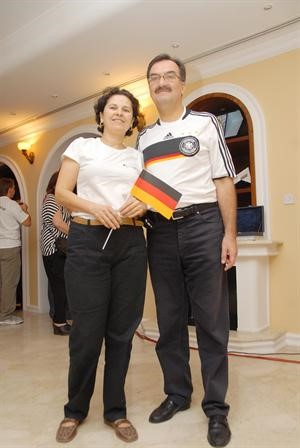 السفير الالماني ميشائيل فوربس وزوجته ليز
