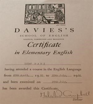 شهادة من مدرسة ديفيس الانجليزية
﻿