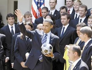 الرئيس الاميركي باراك اوباما فخور بنتائج منتخب بلاده
﻿