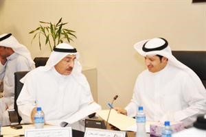 دبدر الشريعان وماحمد الجسار خلال الاجتماع﻿