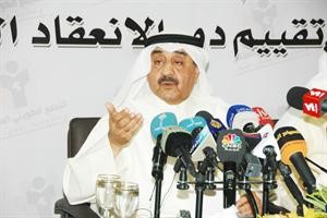 الرئيس جاسم الخرافي خلال حديثه في لقاء تجمع الكويت المستقل قاسم باشا
