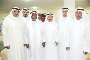 اعضاء التجمع الكويتي المستقل اللواء متقاعد صابر السويدان واللواء محمود الرزوقي ومهلهل المضف ودعيج الجري وعلي القلاف وبدر الشمري