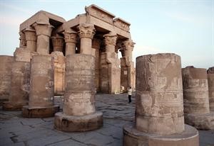 17% زيادة في الإيرادات السياحية