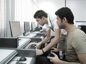 جانب من التسجيل الالكتروني

