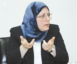 خبيرة التغذية رفيقة العفيفي لـ «الأنباء»: الخضار والفواكه عنوان الصحة وصفاء البشرة