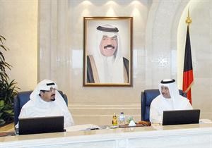 الشيخ جابر المبارك والشيخ احمد العبدالله خلال الجلسة
