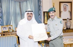 تكريم احد المتميزين﻿